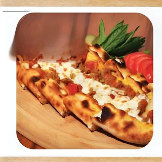 Kuşbaşılı Kaşarlı Pide 270gr