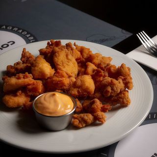 Dados De Pollo Rebozados