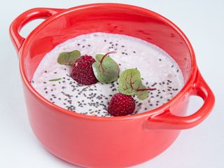 Творожок ягодный