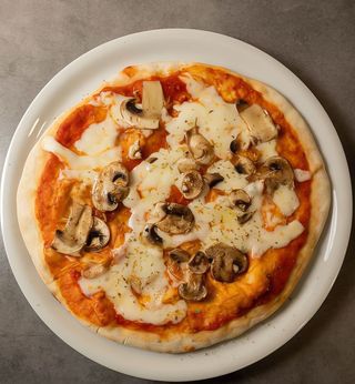 Pizza funghi