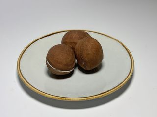 Горішок з кокосовим кремом 1шт (40g)