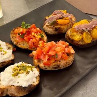 Tris di bruschette per 2