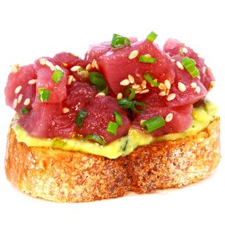 Tosta De Tartar De Atún Marinado (2 Uds.)