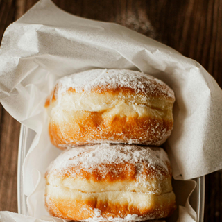 Cutie 2 gogosi cu Nutella