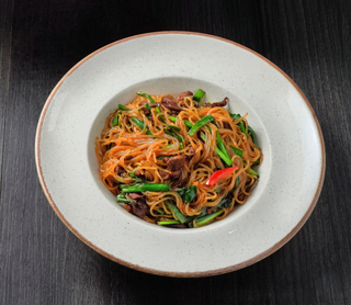 Филе ягненка с фунчозой (500г)