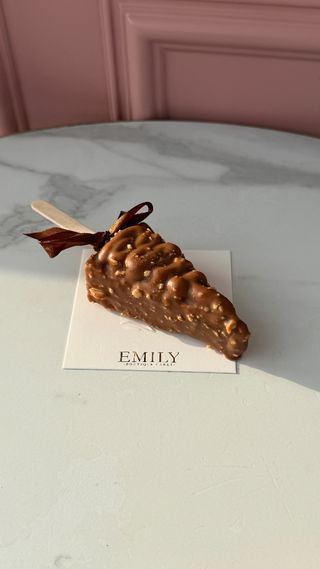 Чізкейк Снікерс