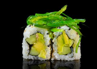 183. Yasai goma roll 4 pezzi