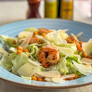 Salata Caesar cu creveti