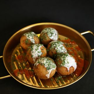 105.Takoyaki Con Salsa Korean (6 Uds.)