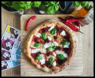 20.Pizza N'duja (50 cm)