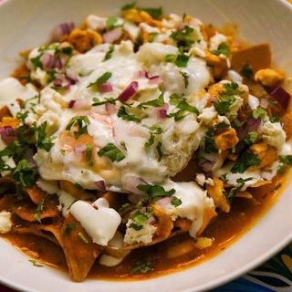 Chilaquiles rojos