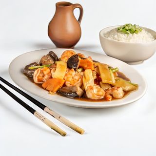 45. Gambas Salteadas Con Bambú Y Setas