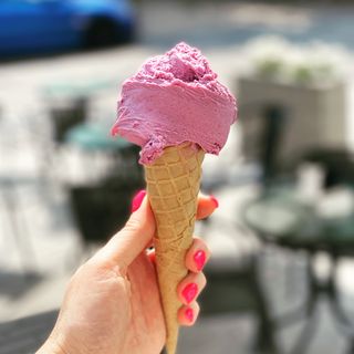 Lody standard czarna porzeczka na mascarpone