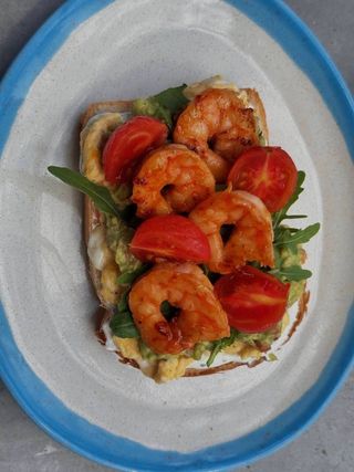 Авокадо тост з Креветкою