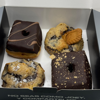 Cuvo & Cookie pack