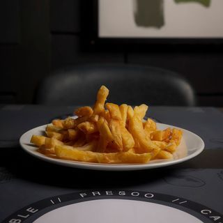 Patatas Fritas Caseras (Media Ración)
