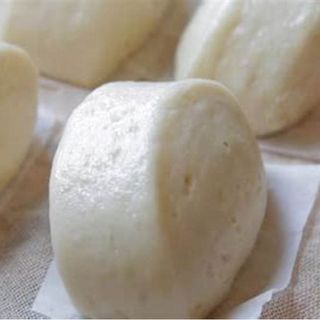 34. Pane bianco fritto con latte condensato(4pz) 