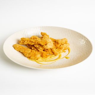 Хрустящие куриные стрипсы