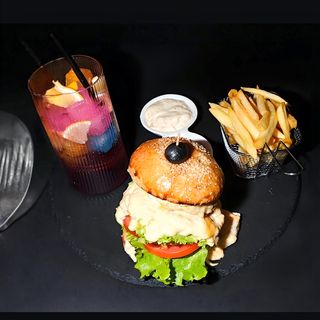 ორმაგი საქონლის ხორცის კომბო