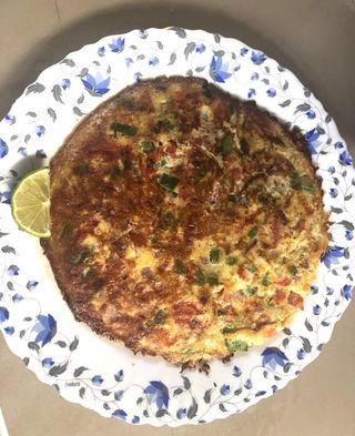 Omelette Khlii Avec Pain