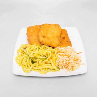 Kurczak na chrupko z makaronem udon