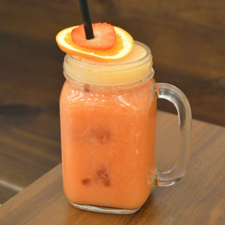 Zumo De Naranja Y Fresa (360 Ml.)