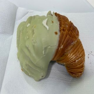 Sfogliatella al pistacchio 