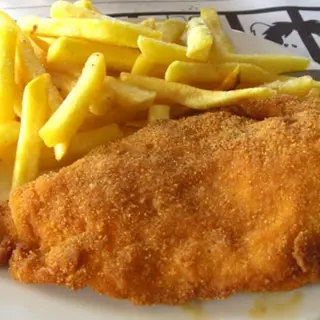 Pollo Rebozado Con Patatas