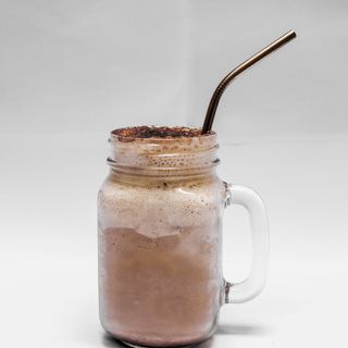 Batido De Chocolate (16 Oz.)