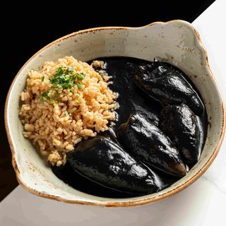 Chipirones en su tinta