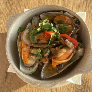 Mexilhão à Espanhola