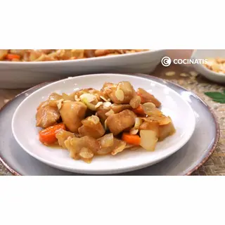 Pollo Con Nueces