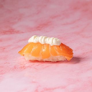 Nigiri Salmón & Queso Cremoso (2 uds)