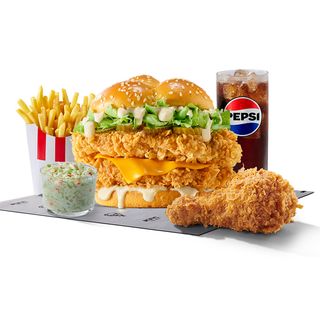 Mighty Zinger Toum Box