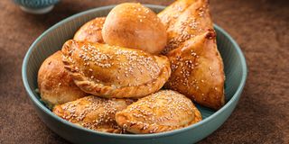 Самса с курицей