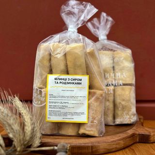 Млинці з сиром та родзинками (500г)
