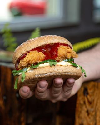 Burger Chrupiący Kurczak