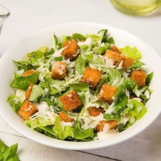Ensalada Pollo