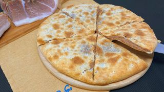 ლობიანი რაჭული ლორით