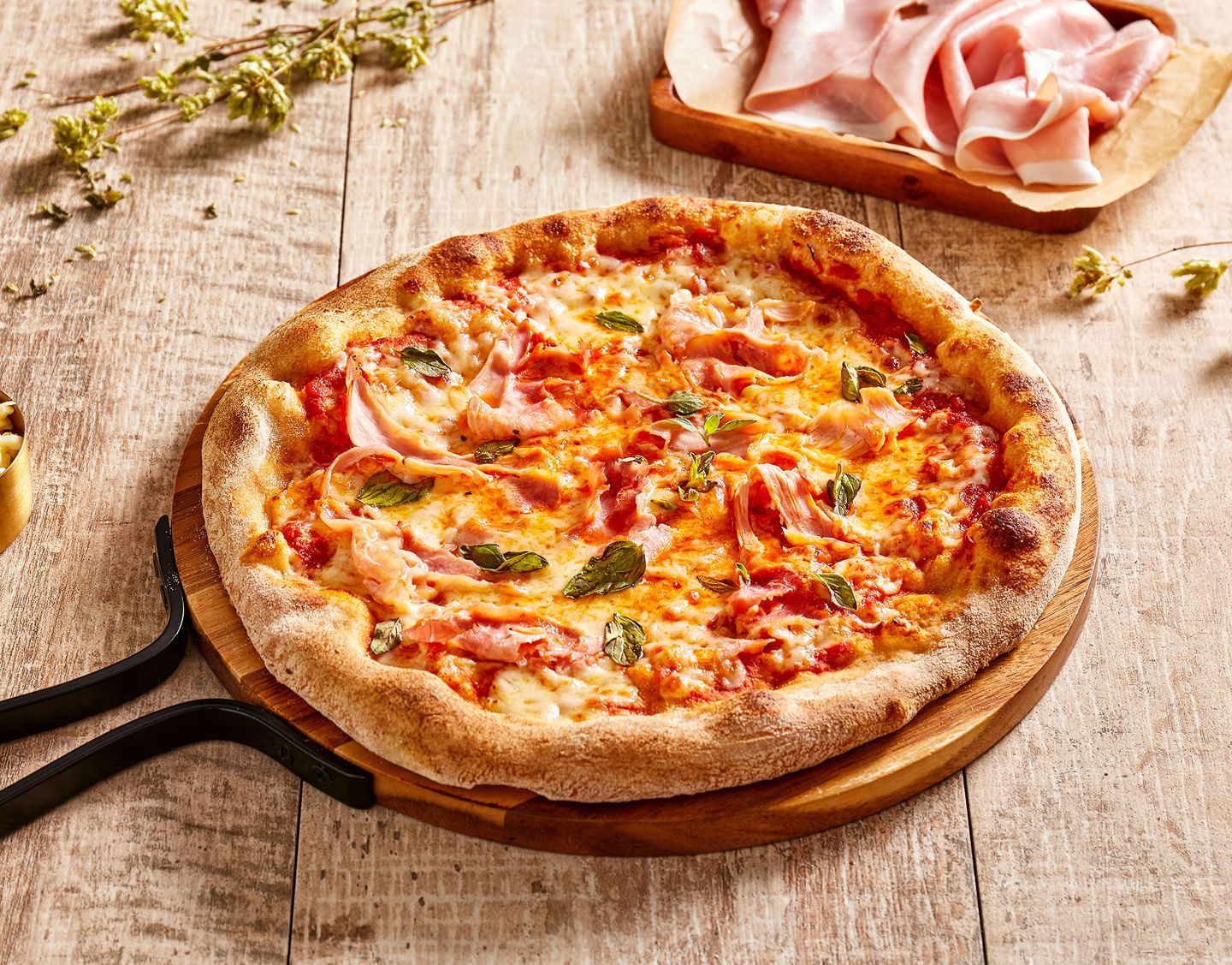 PIZZA NAPOLETANA PROSCIUTTO