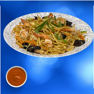 CHOW MEIN DE OVOS COM CAMARAO