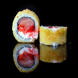 Roll tempura łosoś
