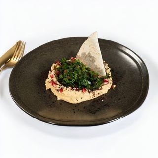 Hummus cu tabbouleh