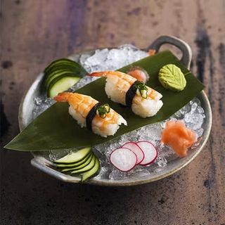 Nigiri de langostino (2 piezas)