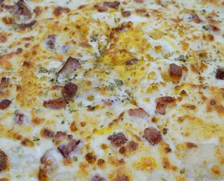 Pizza Carbonara Bianca 