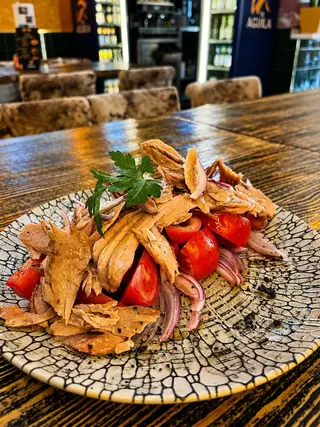 Ventresca Con Tomate