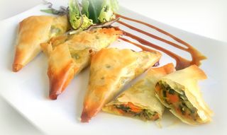 Ración De Samosa De Verdura (1 Ud.)