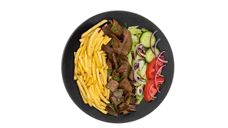 Kebap na talerzu z frytkami