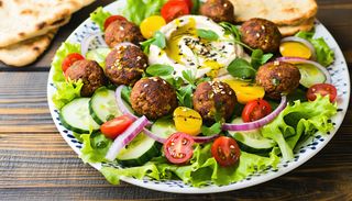 Sałatka falafel