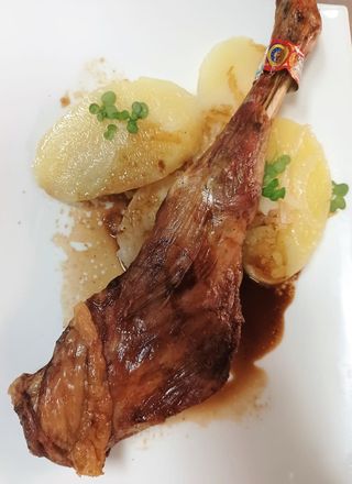 Paletilla De Lechazo Asada